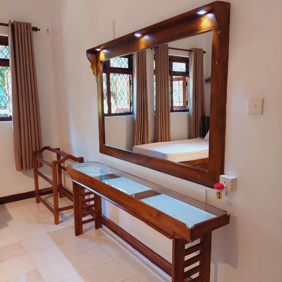 Golden Villa Kandy - "Free Pickup From Kandy " Eksteriør billede